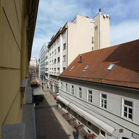 Apartment Ludwig - Films & Movies Collection 萨格勒布 外观 照片