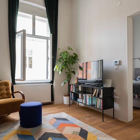 Apartment Ludwig - Films & Movies Collection 萨格勒布 外观 照片